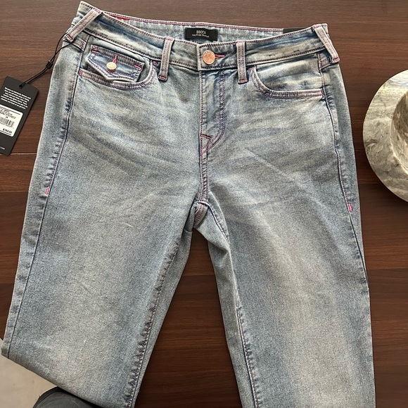 NWT True Religion Becca mid rise bootcut jeans - Picture 2 of 12